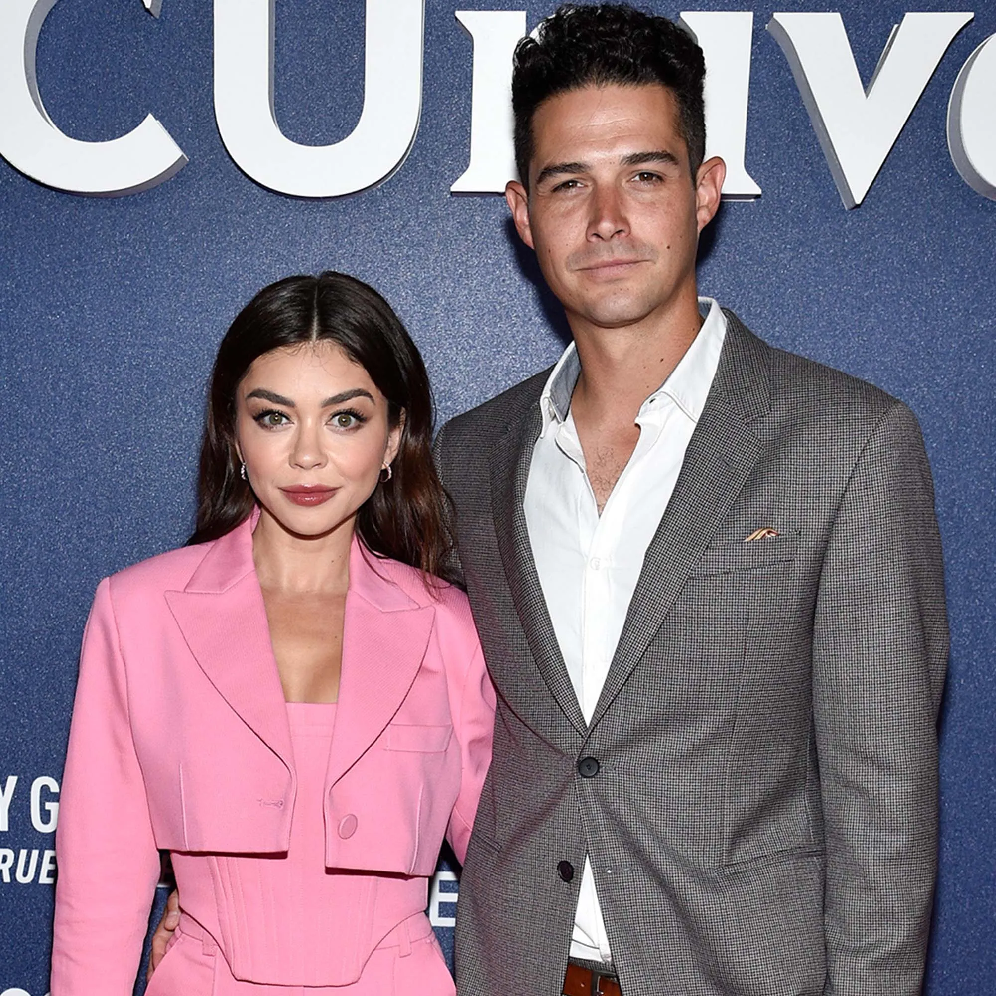 Wells Adams Sarah Hyland