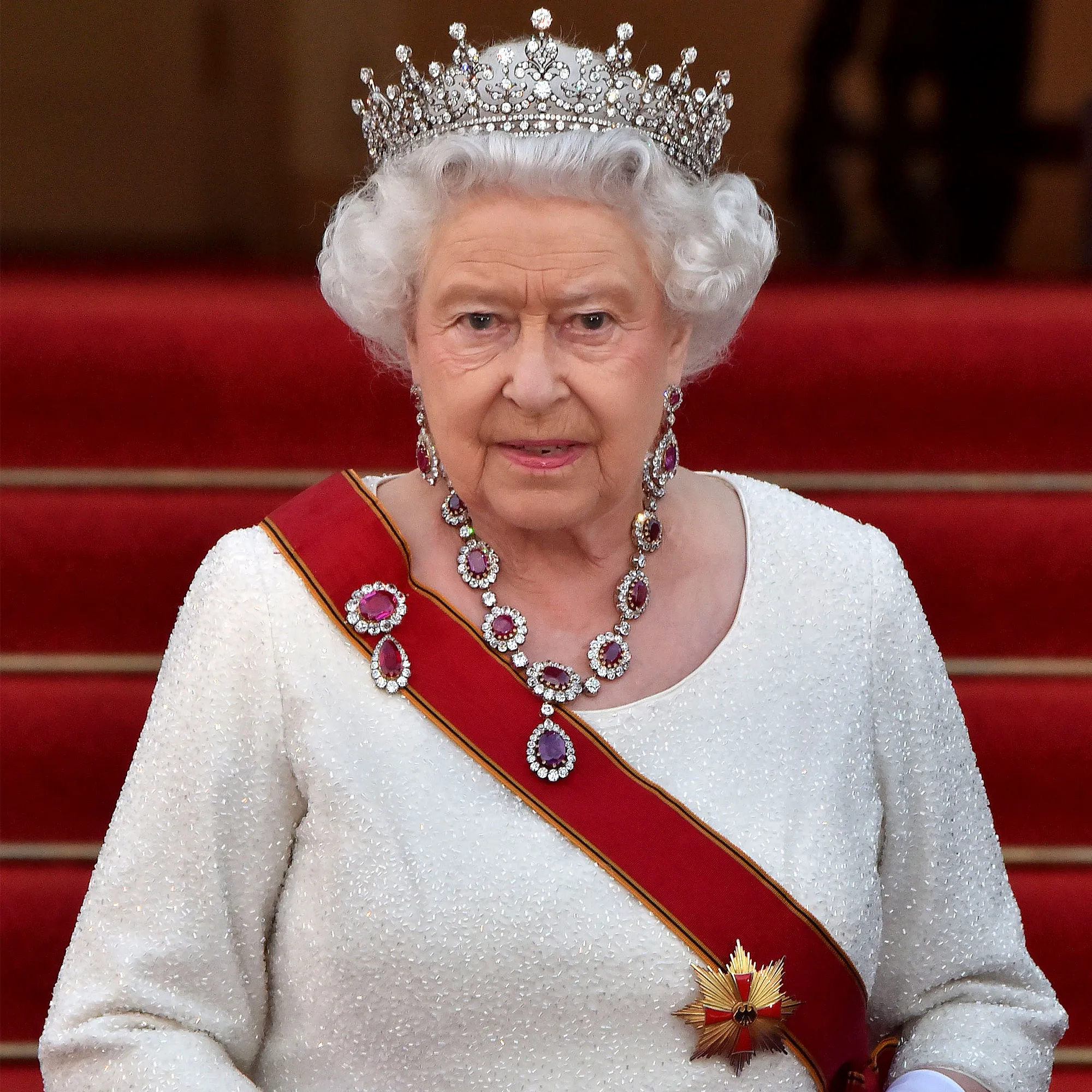 Who Will Inherit the Queen's Jewels