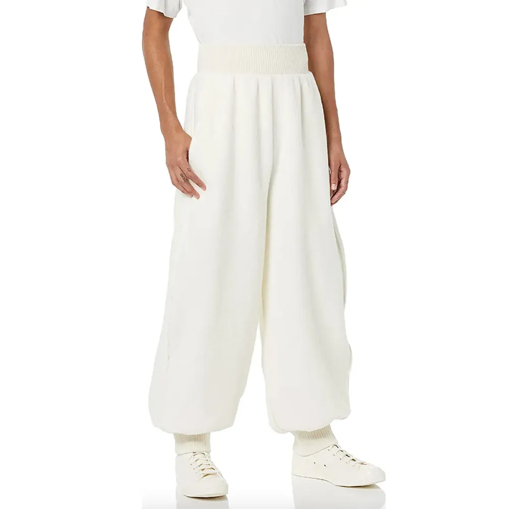 amazon-making-the-cut-e7-joggers