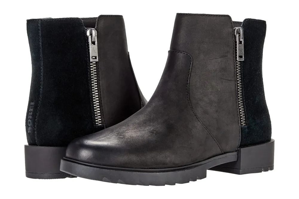 black Sorel boots