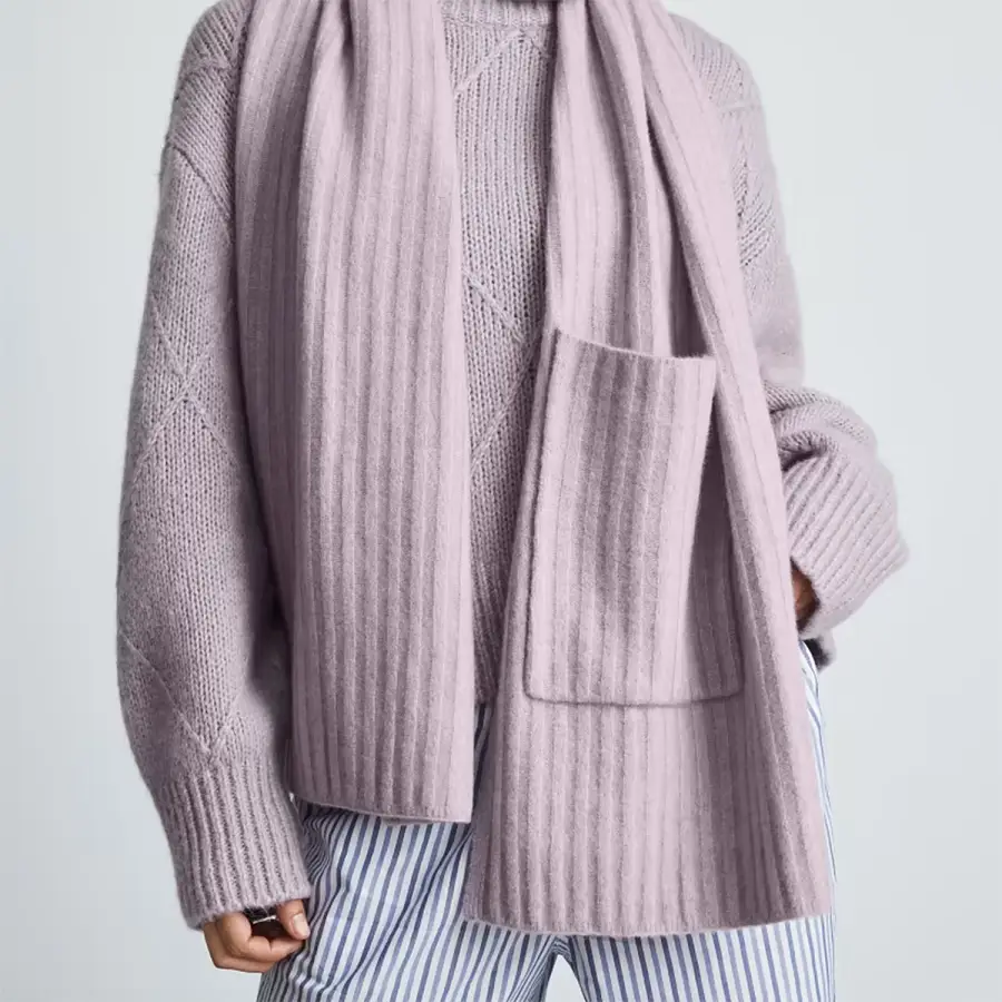 early-gifts-under-25-everlane-scarf