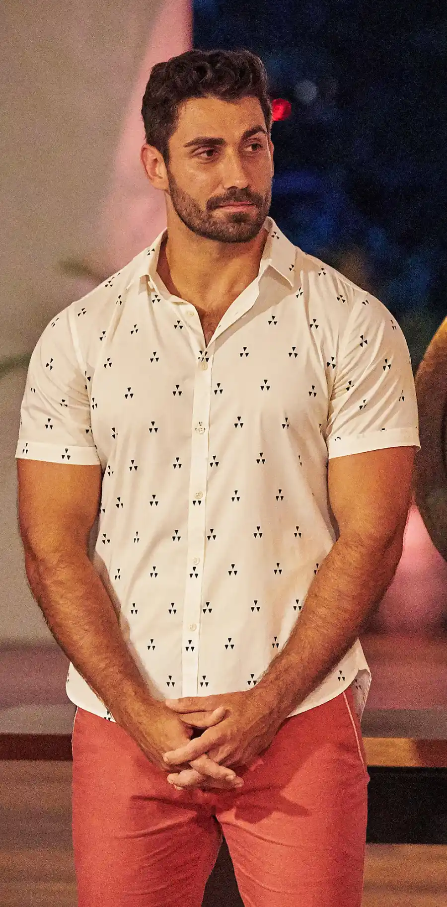 Dean Unglert Confirms Caelynn Miller-Keyes Engagement During Hawaiian Trip: Bachelor Nation Reacts