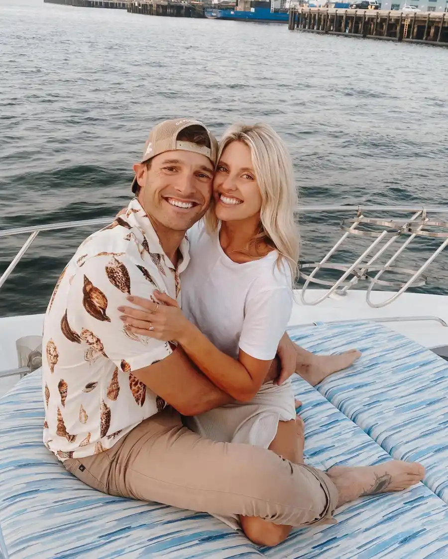 Alex Farrar Instagram 2 Bachelorette Alum Garrett Yrigoyen Is Engaged to Alex Farrar