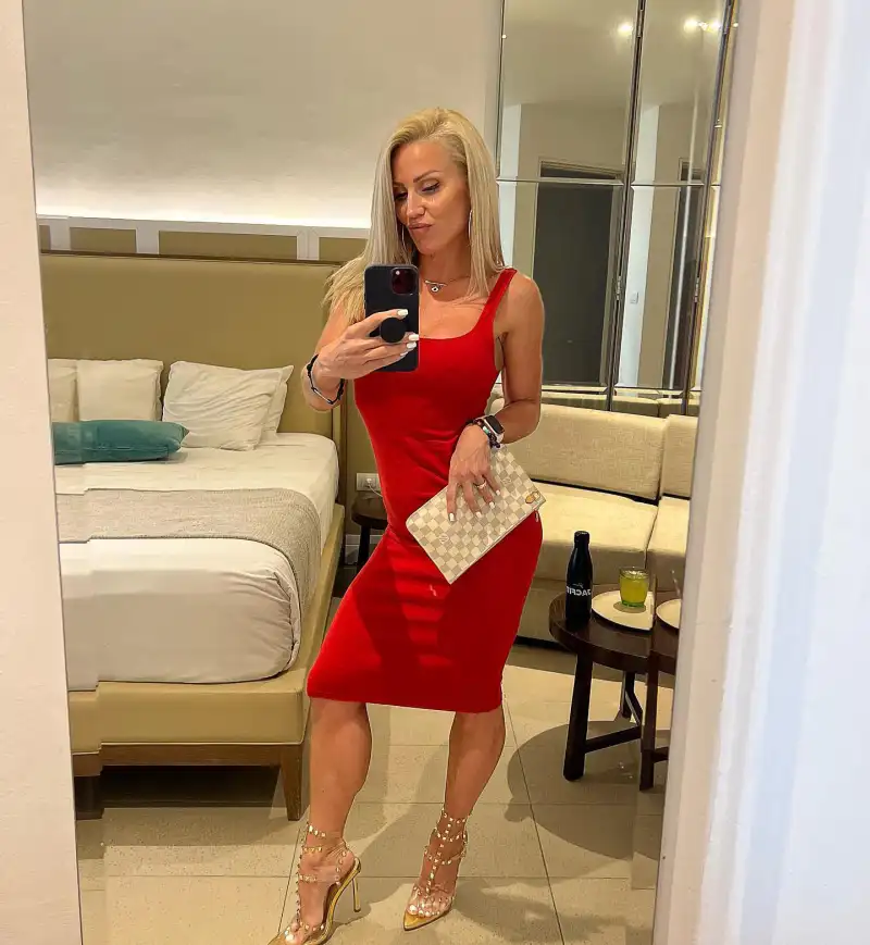 Alex Rodriguez Is Dating Jaclyn Cordeiro- 5 Things to Know About the Fitness Trainer 025