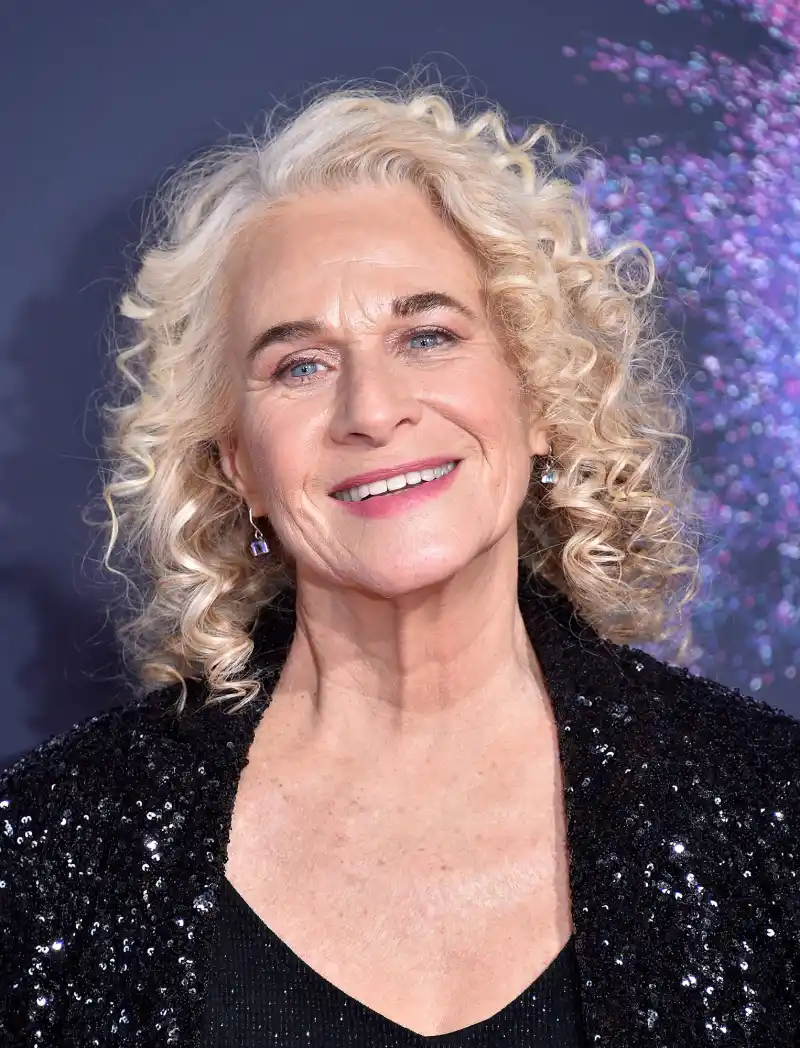 Carole King Celebs Pay Tribute to Late Country Icon Loretta Lynn