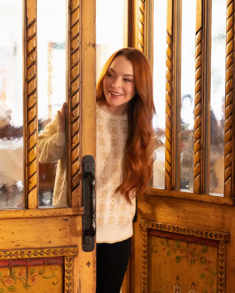 Chord Overstreet Says Lindsay Lohan Is ‘Fantastic’ in Comeback Rom Com ‘Falling for Christmas’- Such ‘A Pro’ 090