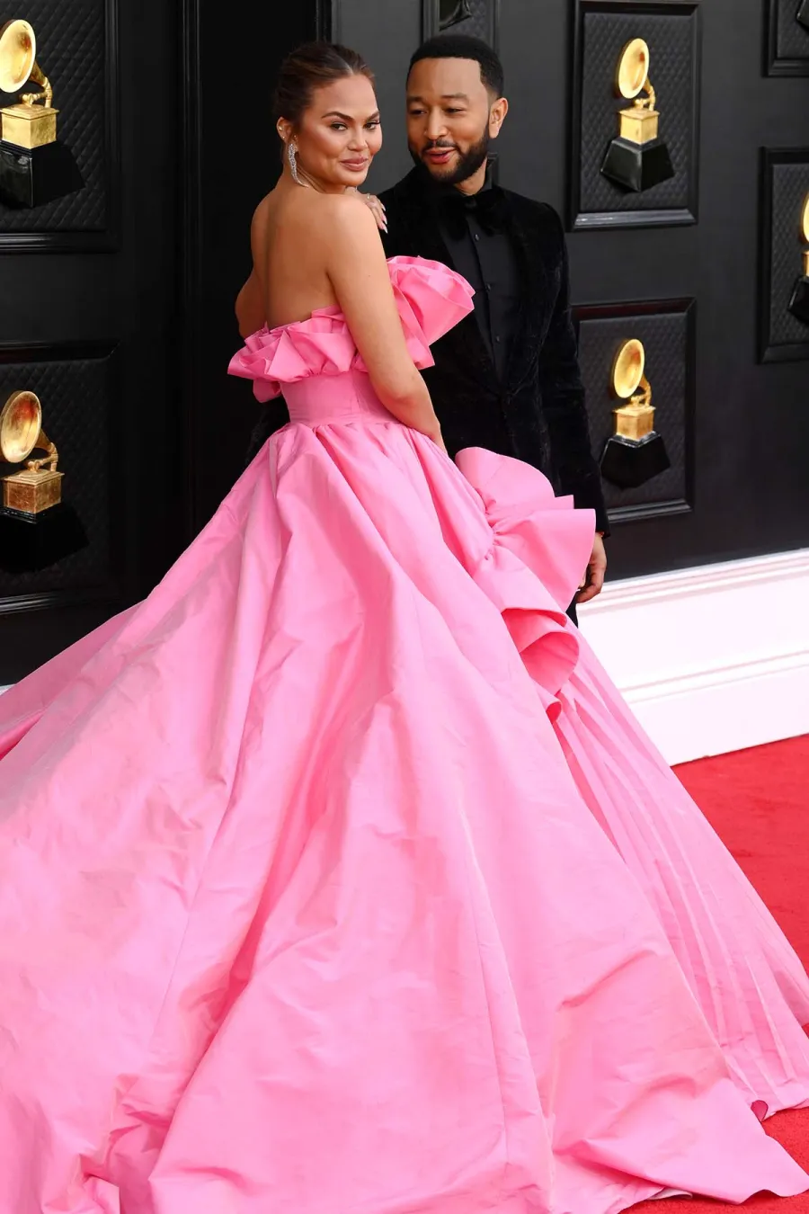 Chrissy Teigen and John Legend’s Funniest Trolling Moments: 'Arthur' Jokes, Oscar Losses and More