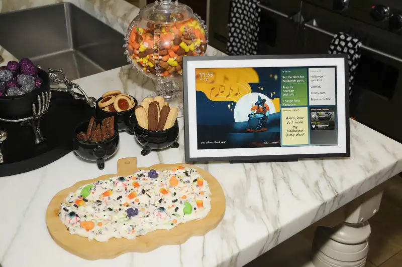 Dorinda Medley Reflects on Her Iconic Lady Gaga Halloween Costume- 'That One Lives on Forever 042