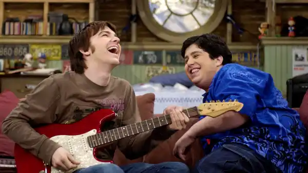 'Drake and Josh' Cast: Where Are They Now? Drake Bell, Josh Peck, Miranda Cosgrove and More