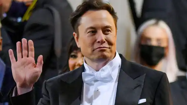 Elon-Musk-Opens-Up-About-Strained-Relationship-With-His-Daughter-Vivian-‘Cant-Win-Them-All-10.