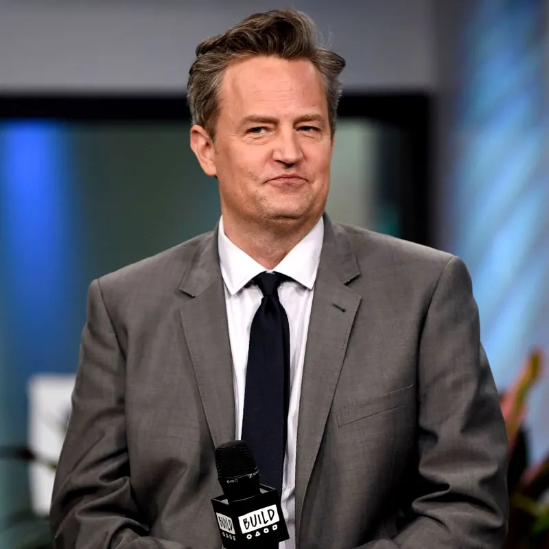Gallery: Matthew Perry Felt ‘Unlovable’ Before Julia Roberts Split, Details OyxContin Addiction, ‘Friends’ End, More in Memoir