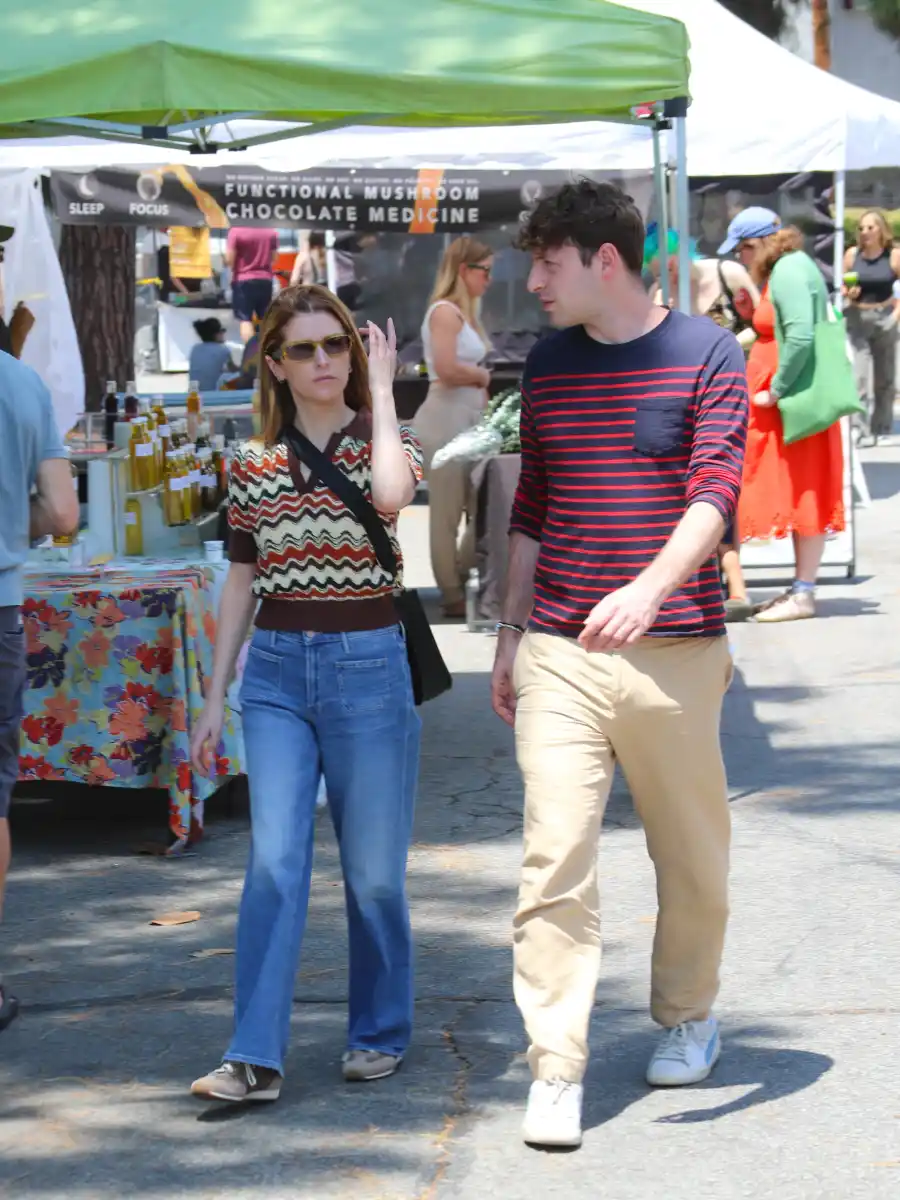 GettyImages-2224394431 anna kendrick dating history