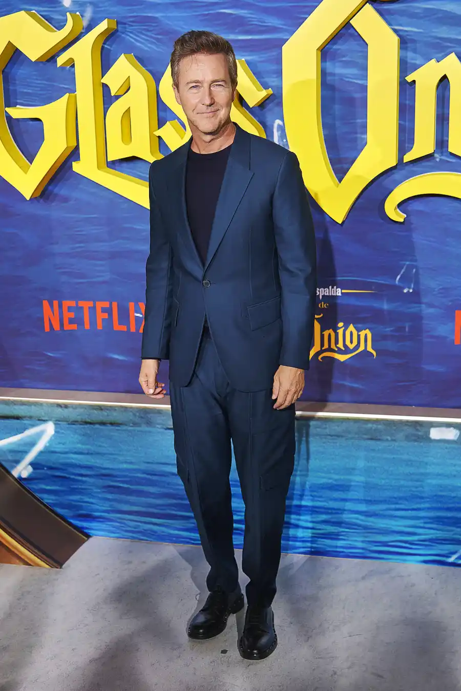 'Glass Onion- A Knives Out Mystery' Cast Steps Out in Style for Madrid Premiere- Kate Hudson, Daniel Craig and More 008 'Punales Por La Espalda: El Misterio De Glass Onion (Glass Onion: A Knives Out Mystery)' Premiere, Madrid, Spain - 19 Oct 2022