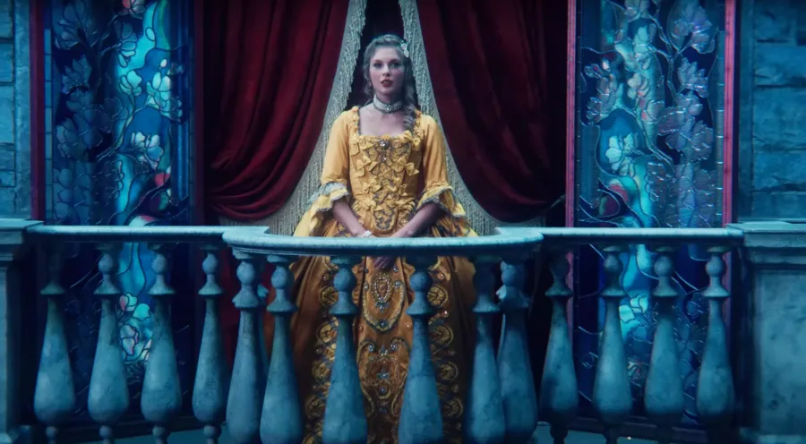 Is 'Speak Now' Taylor Swift's Next Re-Release? Breaking Down All the 'Bejeweled' Clues 044