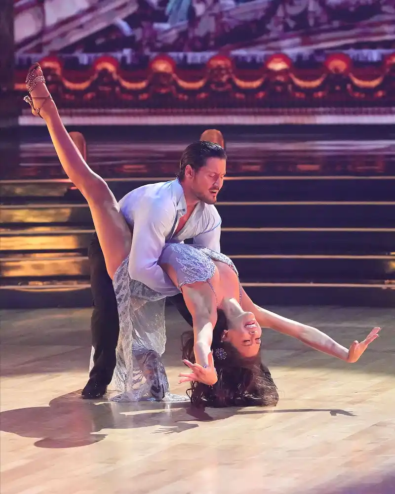 Jenna Johnson Tells Gabby Windey Her Husband Val Chmerkovskiy Is All Yours During DWTS 2