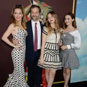 Judd Apatow, Maude Apatow, Iris Apatow and Leslie Mann