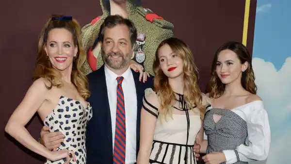 Judd Apatow, Maude Apatow, Iris Apatow and Leslie Mann
