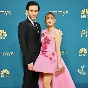 Kaley Cuoco Is Pregnant, Expecting 1st Child With Boyfriend Tom Pelphrey- 'Beyond Blessed' 01