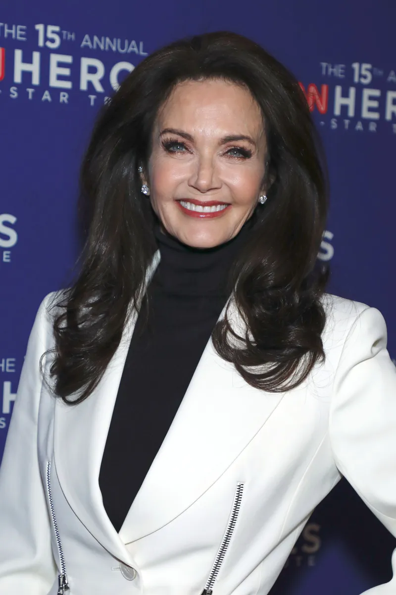 Lynda Carter Celebs Pay Tribute to Late Country Icon Loretta Lynn