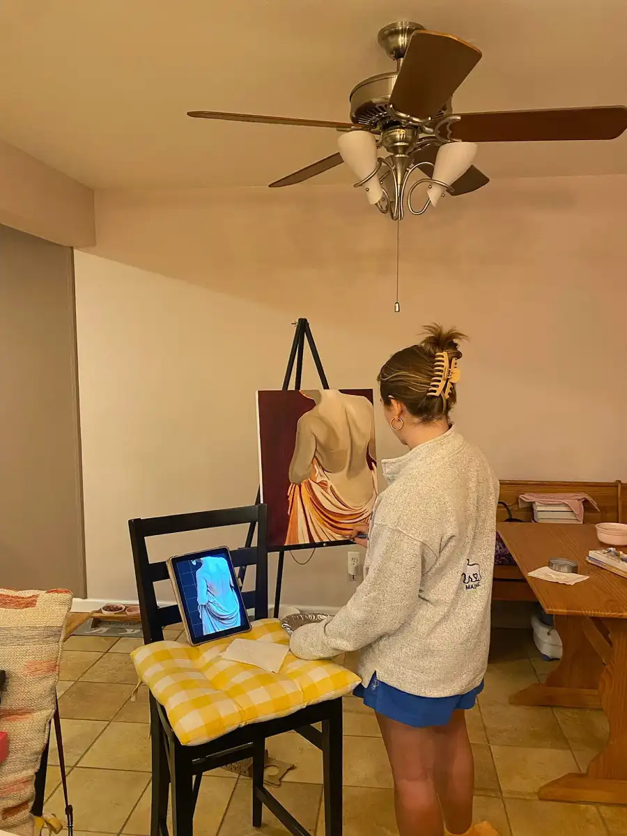 'Manifest' Actress Holly Taylor- Inside a Day in My Life 083