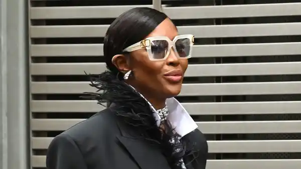 Naomi Campbell Valentino 2