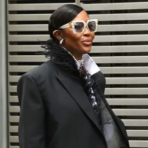 Naomi Campbell Valentino 2