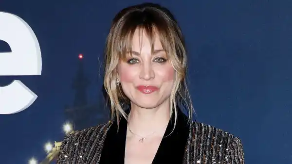 Pregnant Kaley Cuoco Jokes About Covering Her Baby Bump at the 2022 Emmys