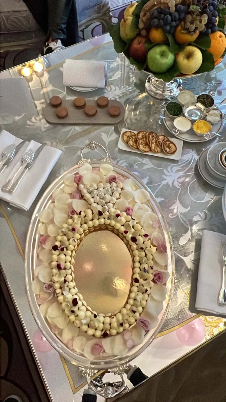 Sofia Richie Jets Off Paris