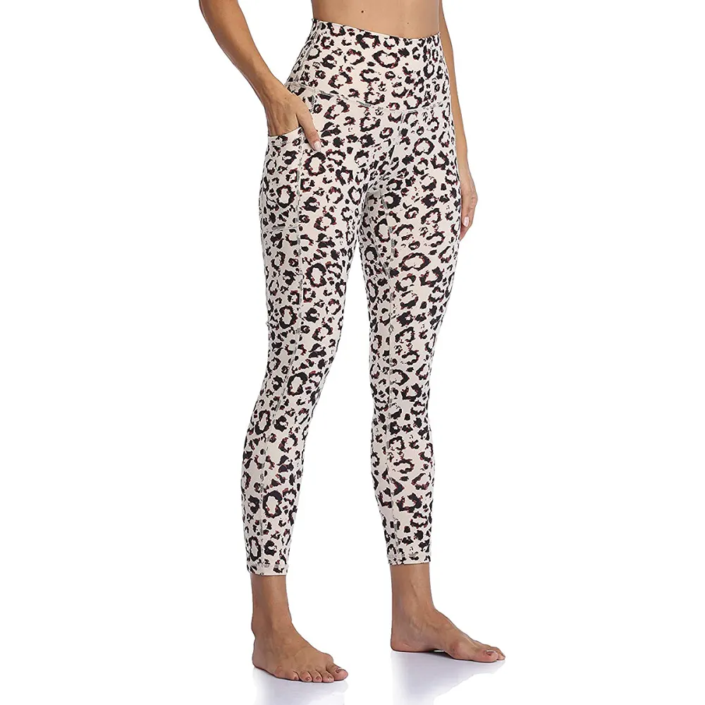 amazon-flattering-leggings-colorfulkoala
