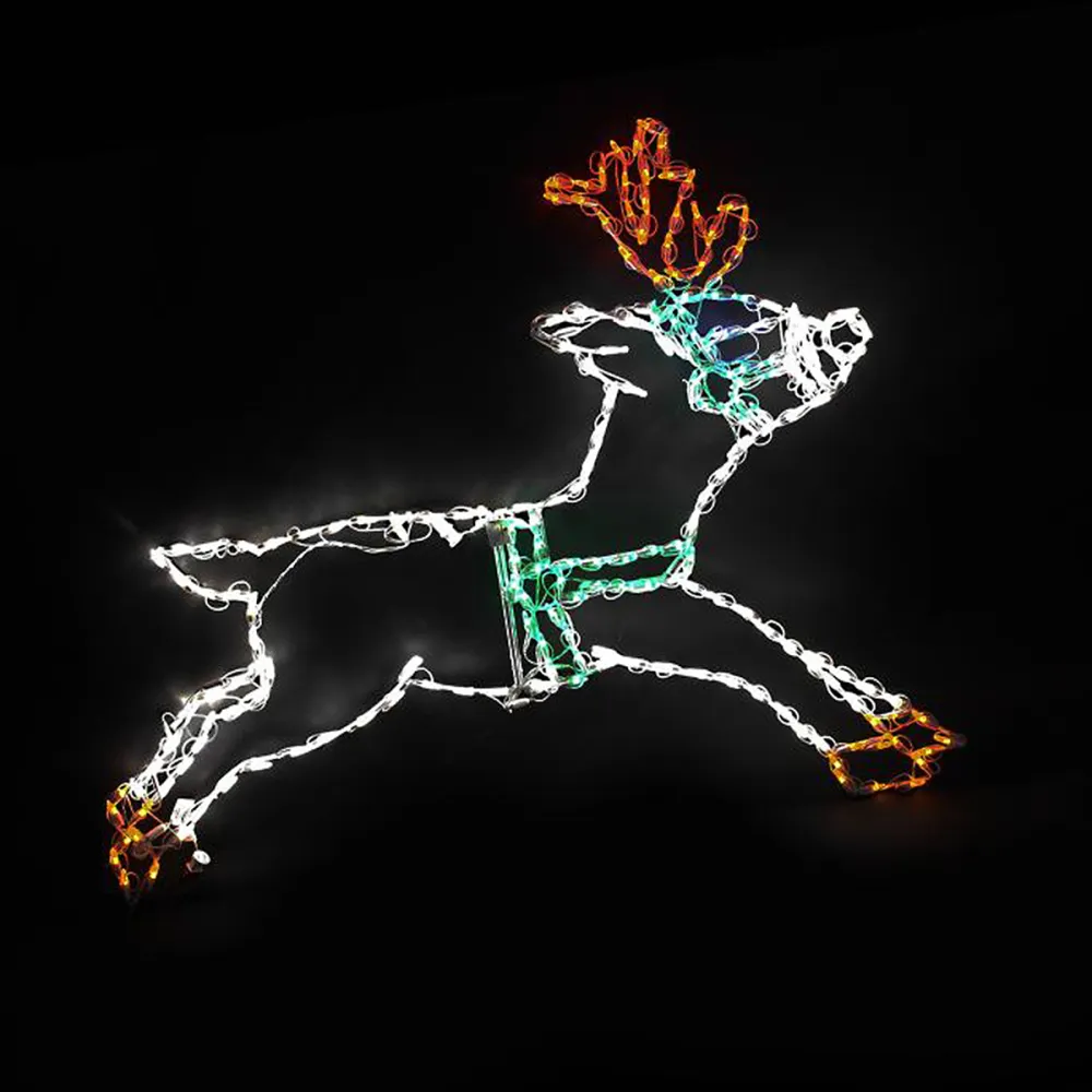 frontgate-holiday-decor-reindeer-light-display