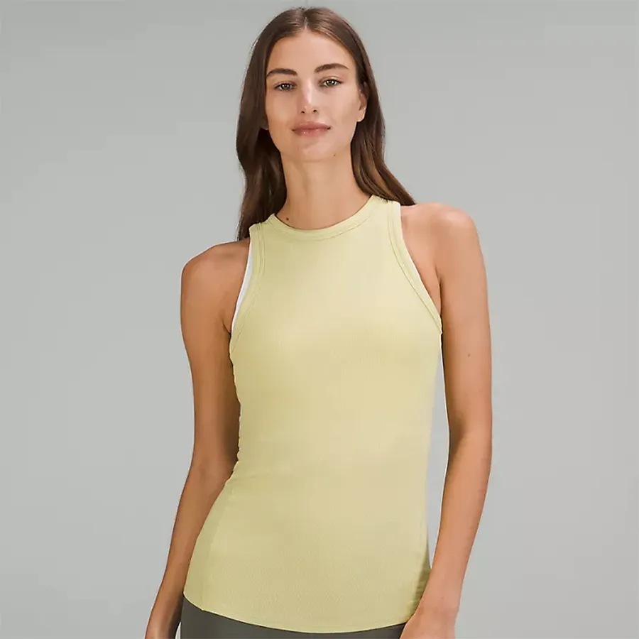 gifts-for-women-under-40-lululemon-tank-top