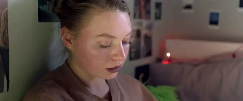 5 Things to Know About Kate Winslet Daughter Mia Threapleton 4