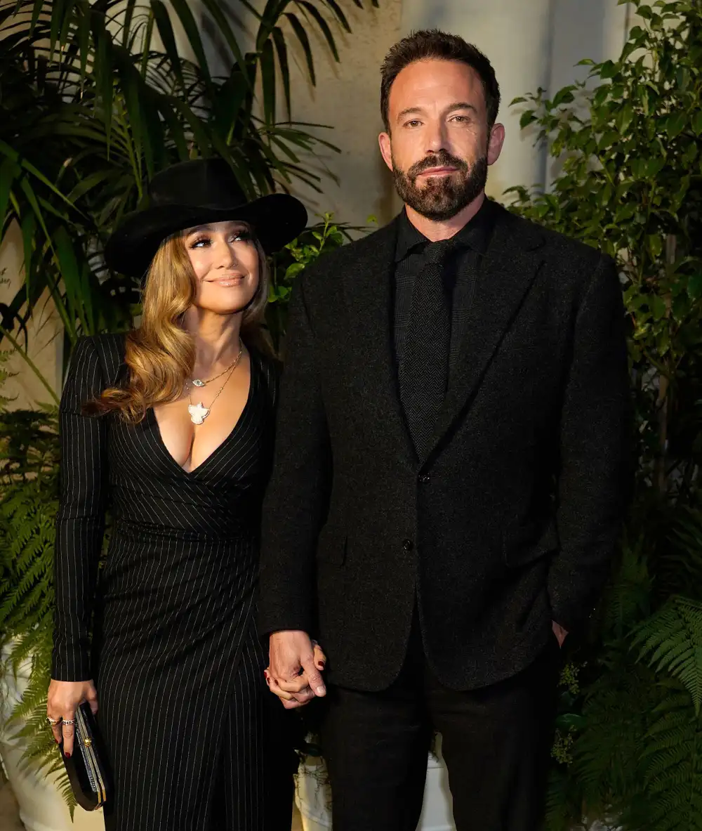 Ben Affleck Engraved Not Going Anywhere on Jennifer Lopez 2nd Engagement Ring 2