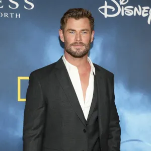 Chris Hemsworth Discovers He Has Predisposition to Alzheimer's