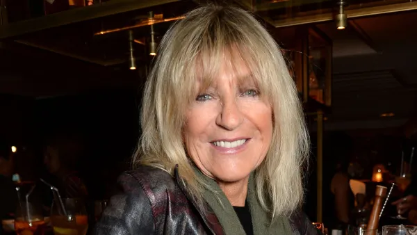 Christine McVie Dead: Fleetwood Mac Vocalist and Keyboardist Dies at 79