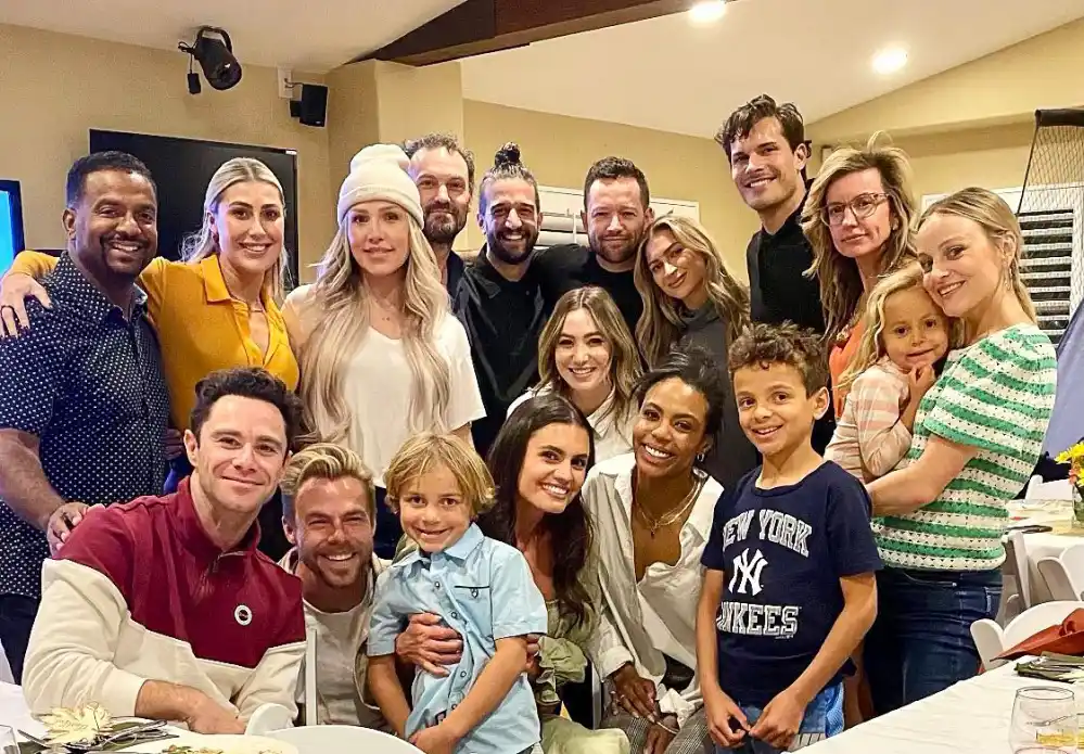 Emma Slater Celebrates Thanksgiving 2022 With Estranged Husband Sasha Farber and More &lsquo;Dancing With the Stars&rsquo; Pros 171