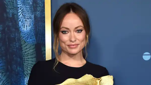 Feature Olivia Wilde Is a Walking Trophy in Gold-Plated Dress Women Talking Premiere