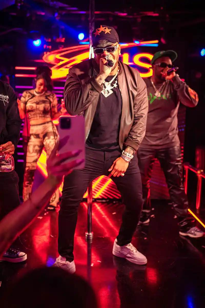 Flo Rida Sapphire 60 Hot PIcs