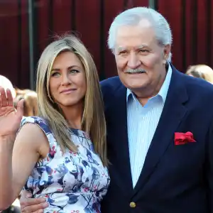 Jennifer Aniston Reveals ‘Sweet’ Father John Aniston Has Died at Age 89