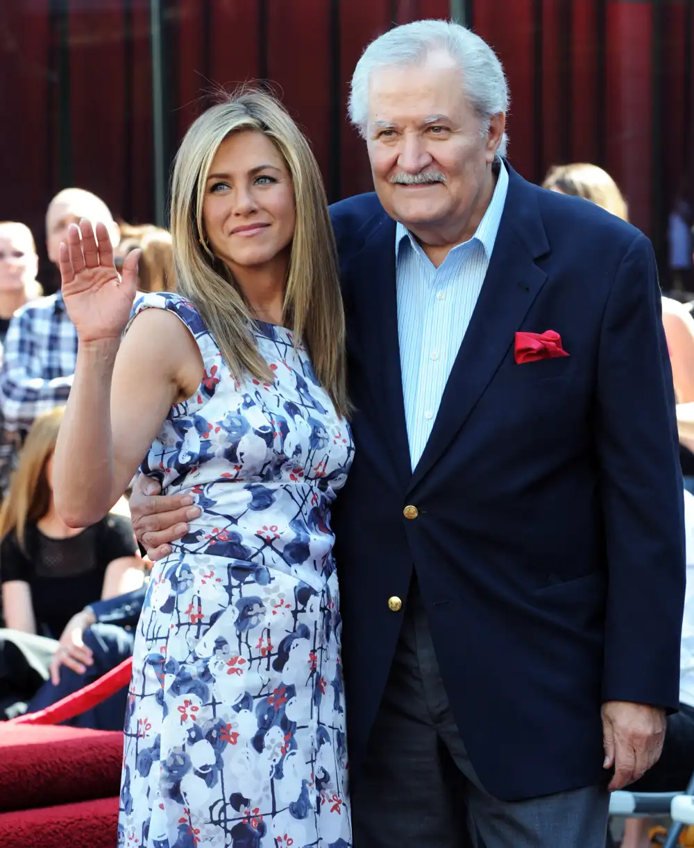Jennifer Aniston Reveals &lsquo;Sweet&rsquo; Father John Aniston Has Died at Age 89