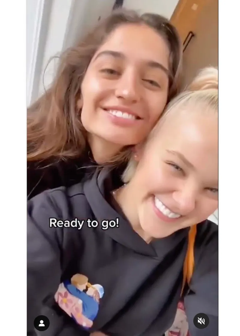 JoJo Siwa Surprised Her GF Avery Cyrus for Their 1-Month Anniversary