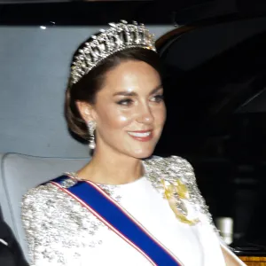 Kate Middleton Wears Lovers Knot Tiara
