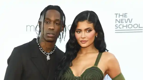 Kylie Jenner, Daughter Stormi Decorate Massive Christmas Tree