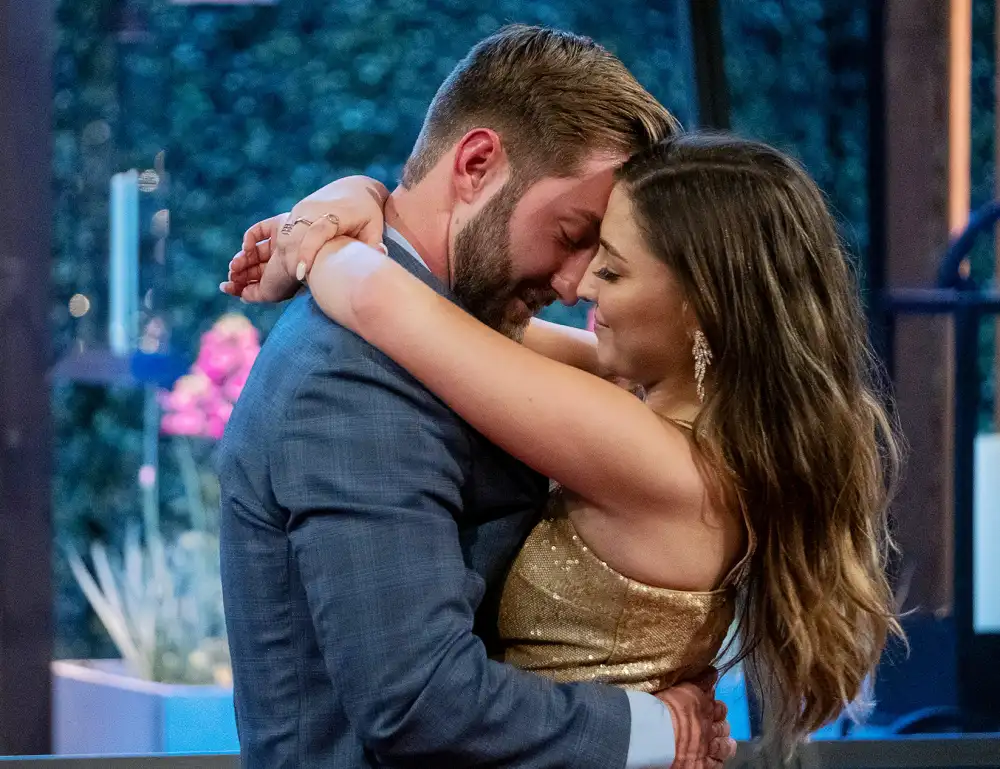 Love Is Blind&rsquo;s Colleen Reed and Matt Bolton Are Planning 2nd Wedding Ceremony, Talk Plans for Kids 448