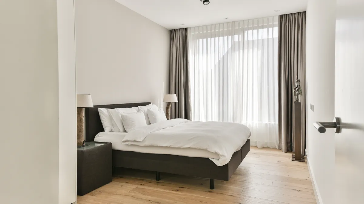 Mattress-Deals-Stock-Photo