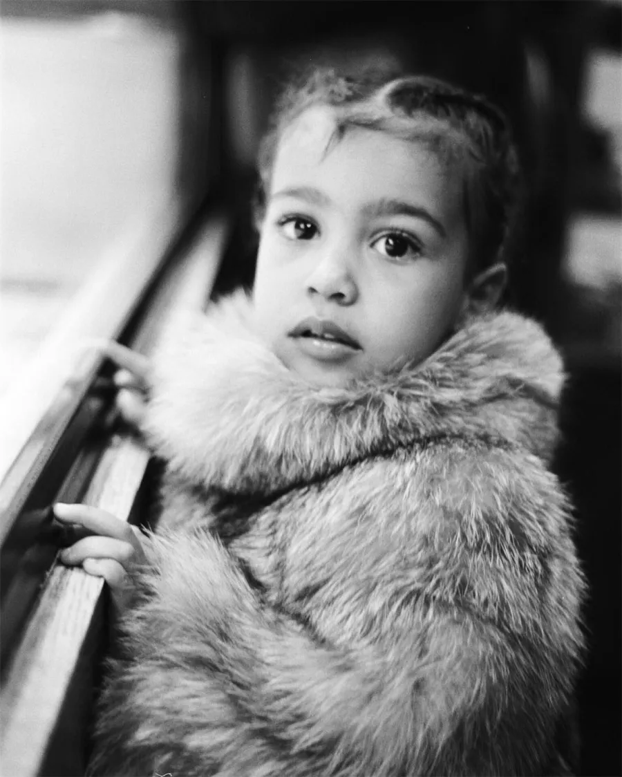 May 2016 Kendall Jenner Sweetest Moments With Nieces and Nephews