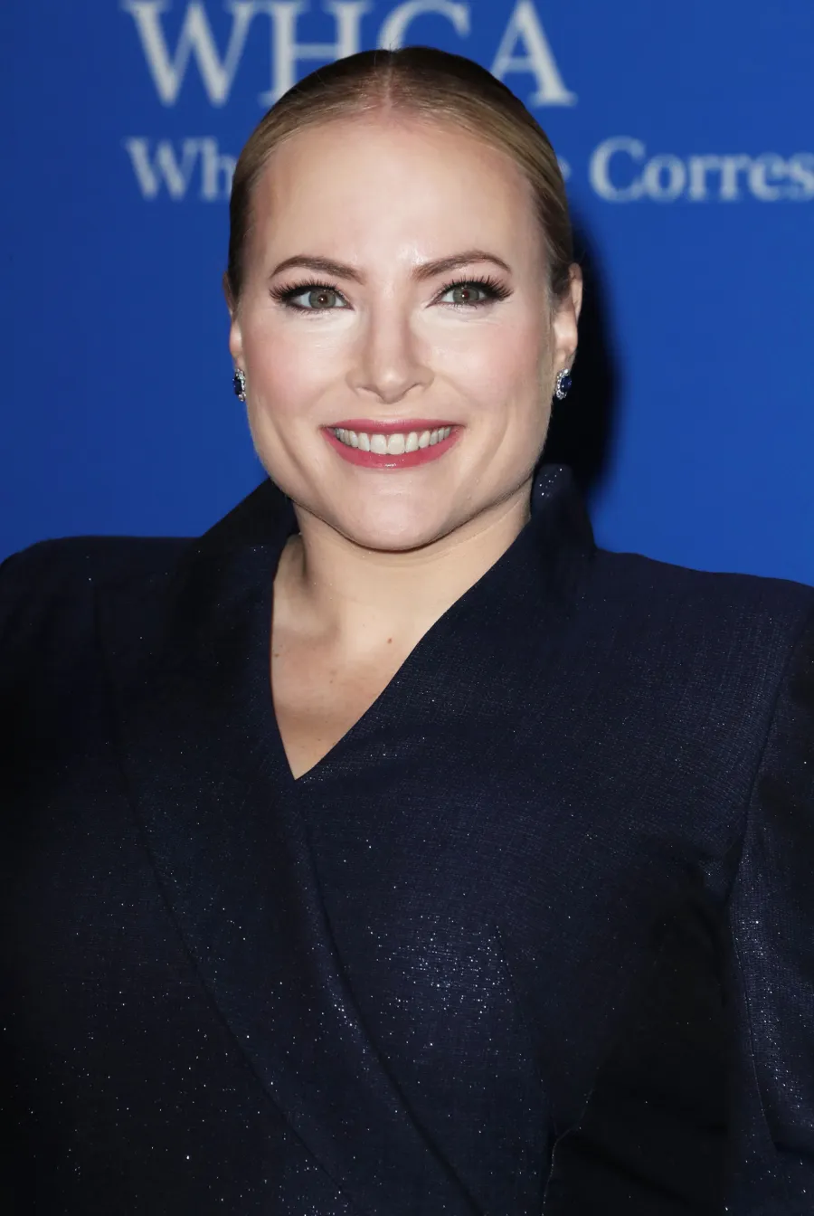 Ryan Reynolds Kevin Hart and More Celebrities React to Nick Cannons Ever Growing Family