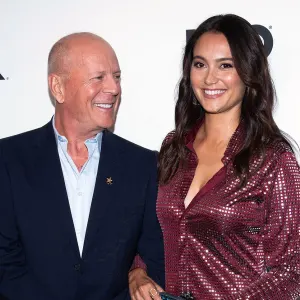 Promo Bruce Willis and Wife Emma Heming Willis Gush Over Demi Moore on Her 60th Birthday