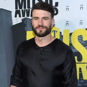 Sam Hunt's Rare Quotes About Fatherhood After Welcoming Daughter With Hannah Lee Fowler 046