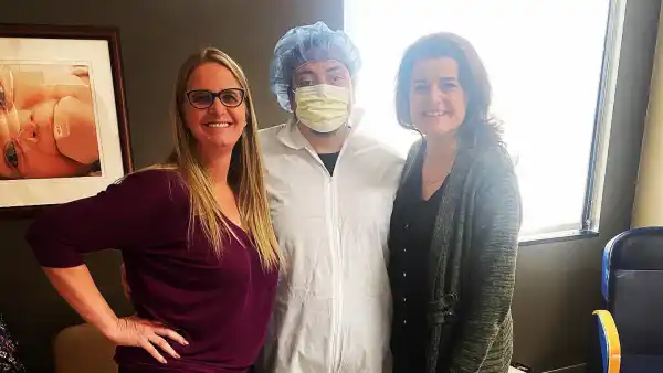 Sister Wives’ Christine Brown and Robyn Brown Reunite Without Kody to Celebrate Birth of Mykelti’s Twins 246